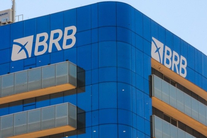 Mercado aguarda balanço do BRB 2025 após adiamento
