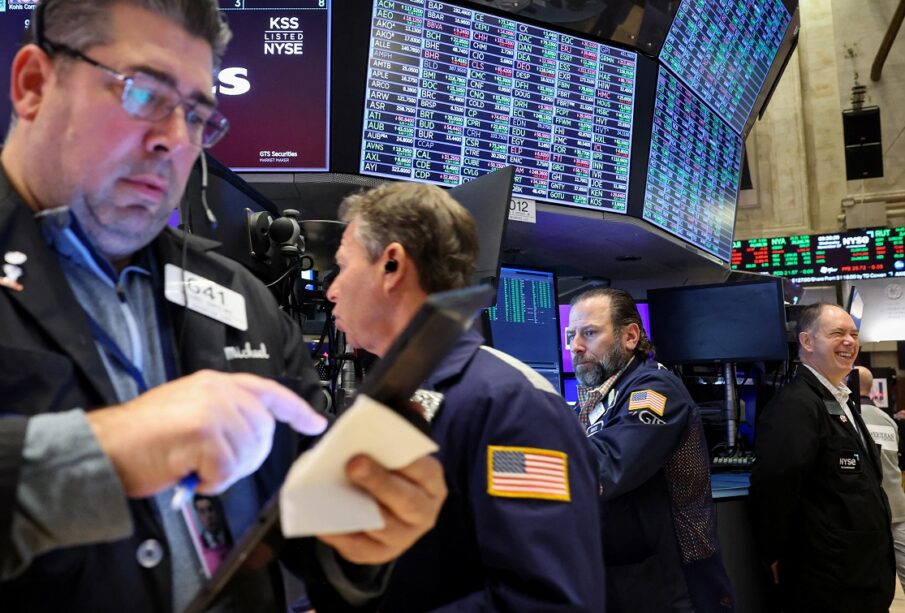 Futuros de NY e bolsas sobem com otimismo após Trump