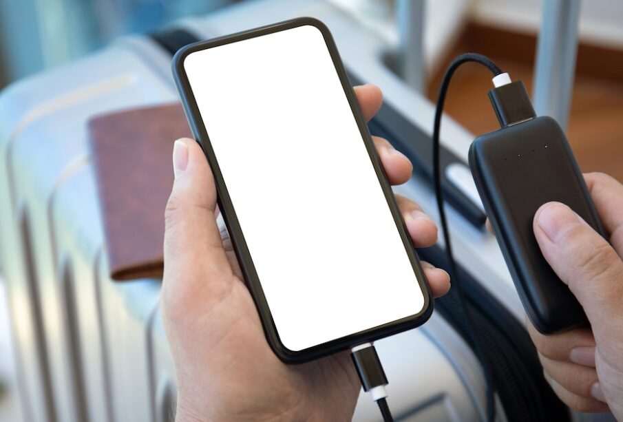 Carregador portátil avião regras: novas medidas da Anac