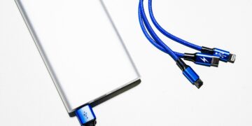Anac restringe transporte power bank avião: veja regras