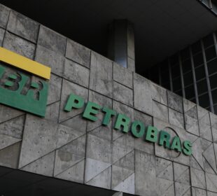 Petrobras abre mão de preferência e firma novo acordo na Braskem