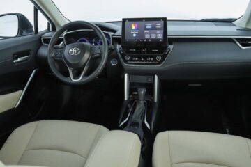 Toyota Corolla Cross 2026 ultrapassa HR-V e pressiona Tiggo 5X